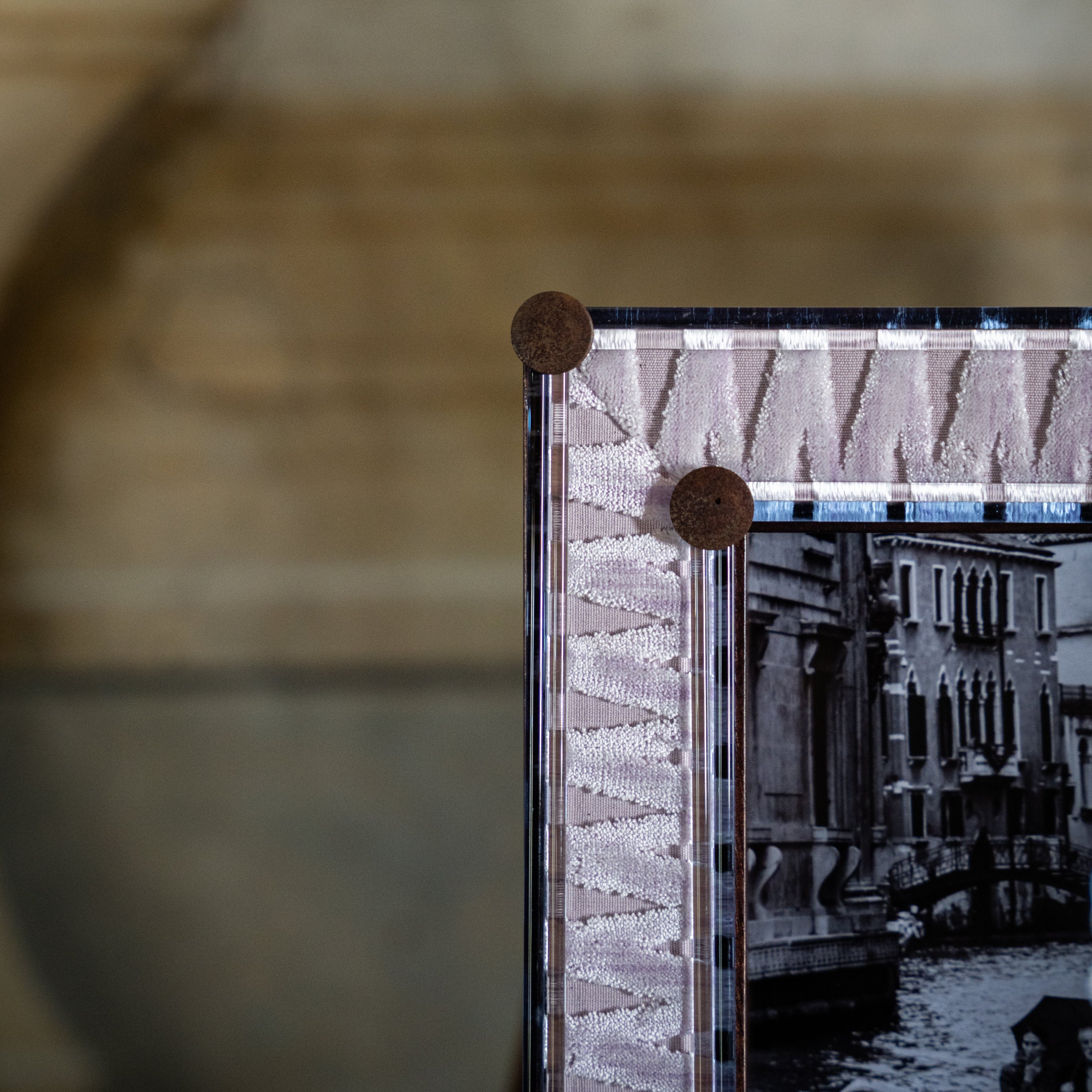 Peonia Frame lifestyle
