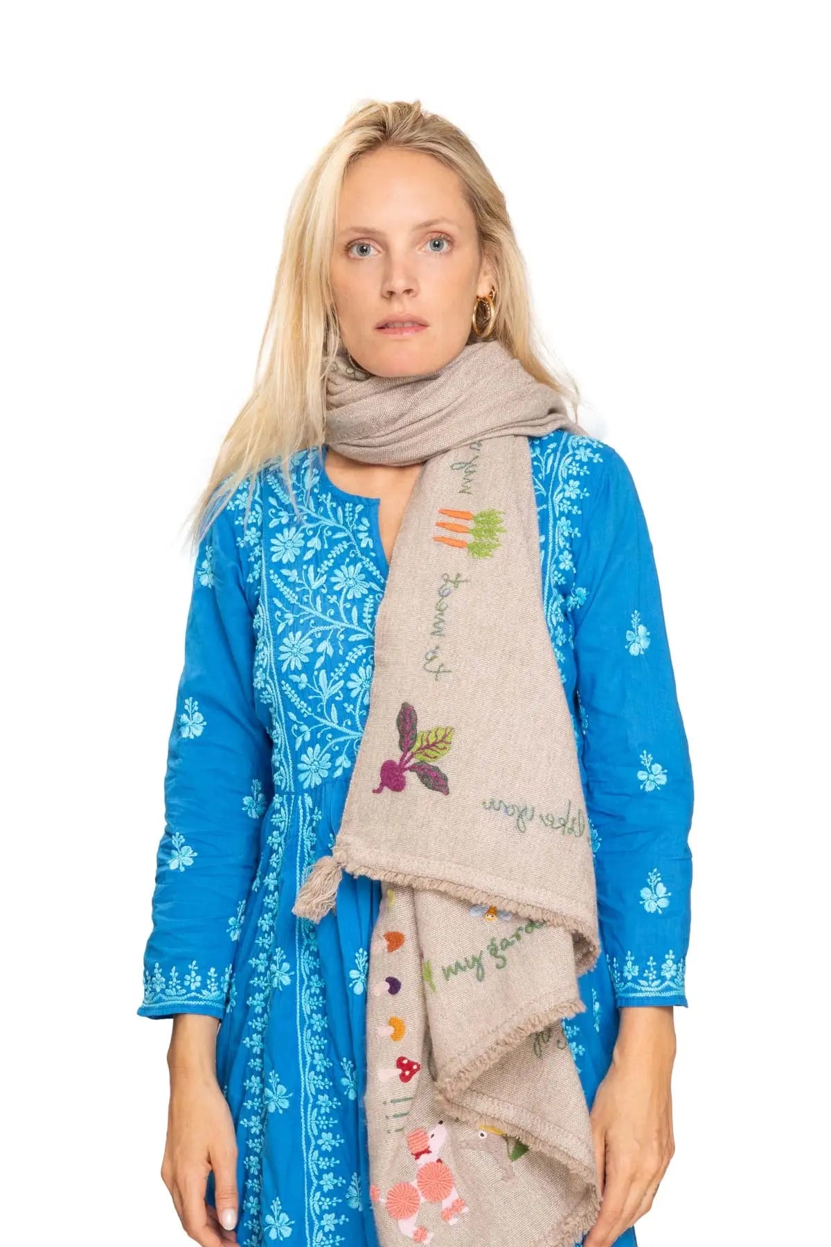 Gardening Shawl - Sand The Holy Goat