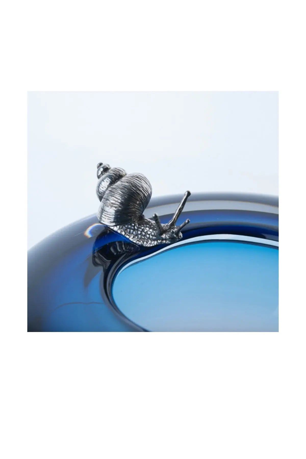 Glacier Snail Ashtray - Ink Blue Objet Luxe