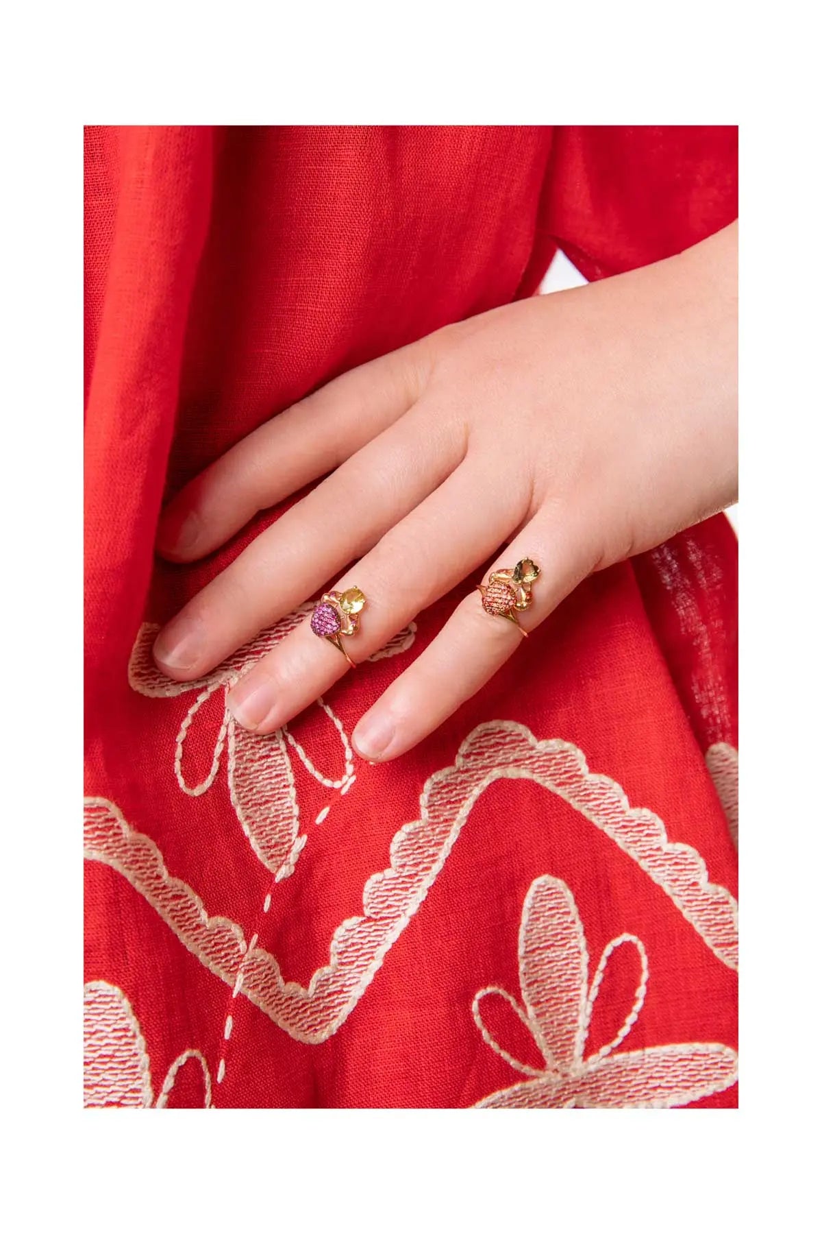 Cosquilleo Ring - Pink Sapphires Daniela Villegas
