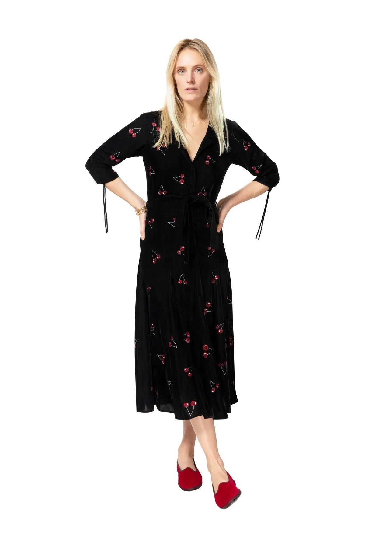 Cherry Bugesha Velvet Dress - Black Debonnaire