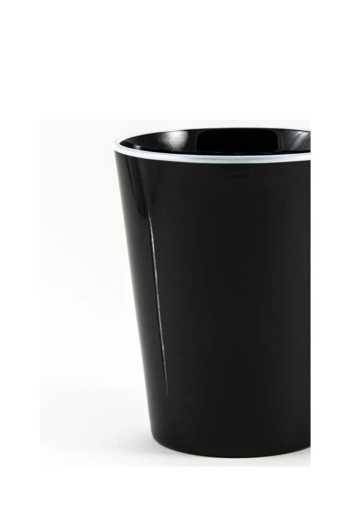 Fontana Glass - Black Giberto