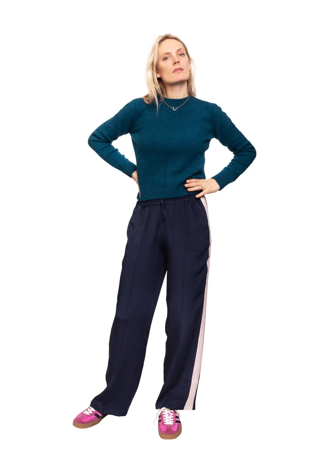 Simple Crew Jumper - Peacock The Elder Statesman