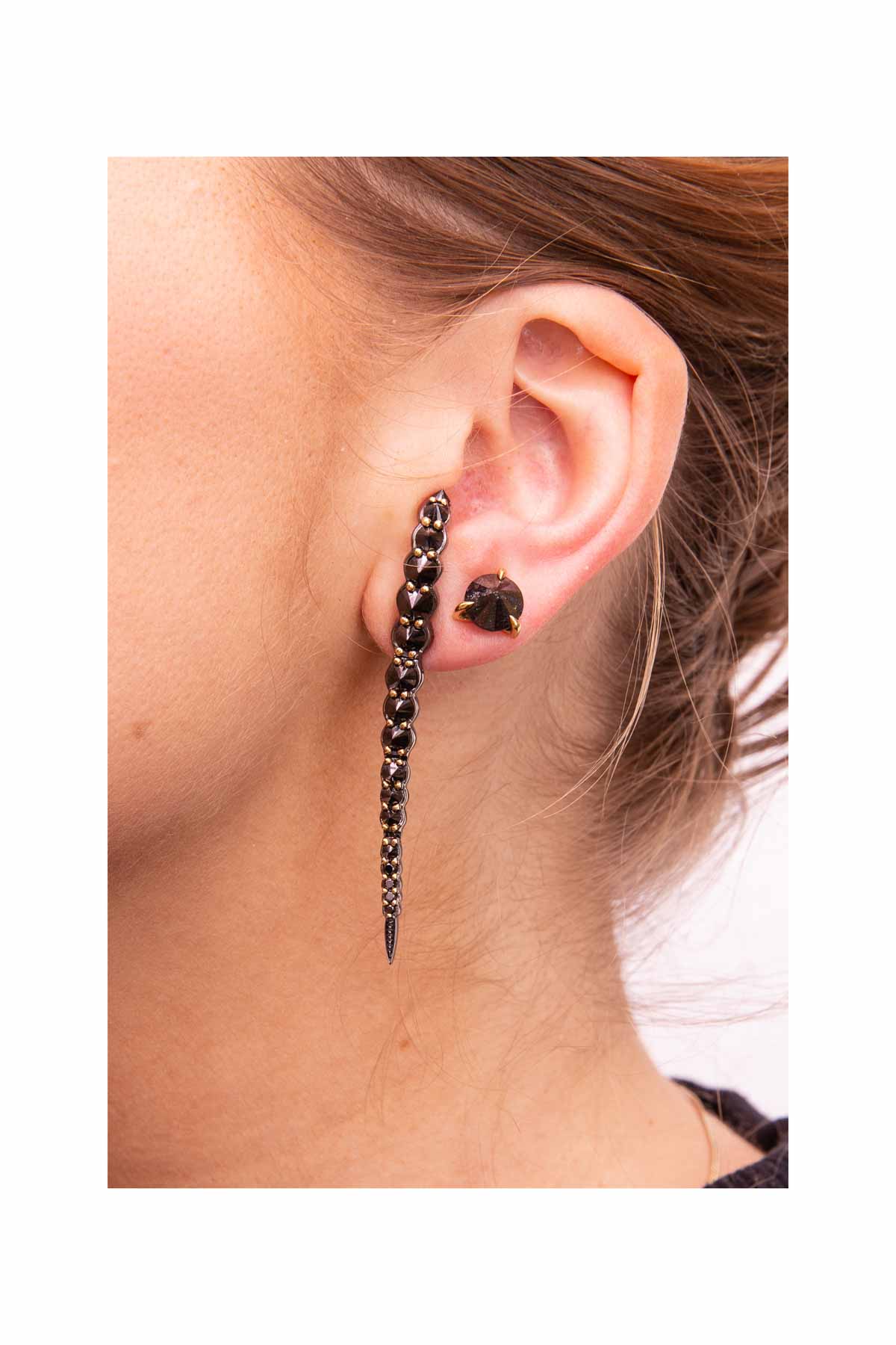 Whip Earring Inverted Black Diamonds