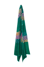 Load image into Gallery viewer, Ikat Shawl - Green