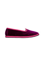 Load image into Gallery viewer, Venetian Velvet Slippers - Ciclamino