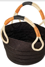 Load image into Gallery viewer, Iraca Woven Tote Bag - Black